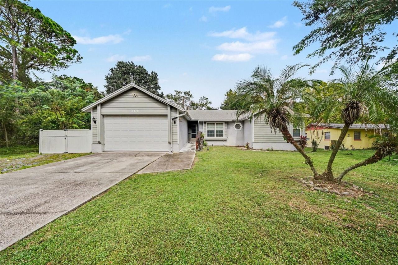 Photo 2 of 264 Sunrise Blvd, Debary, FL 32713