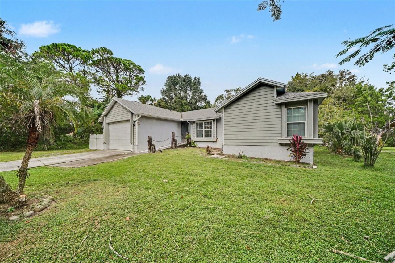 Photo 3 of 264 Sunrise Blvd, Debary, FL 32713