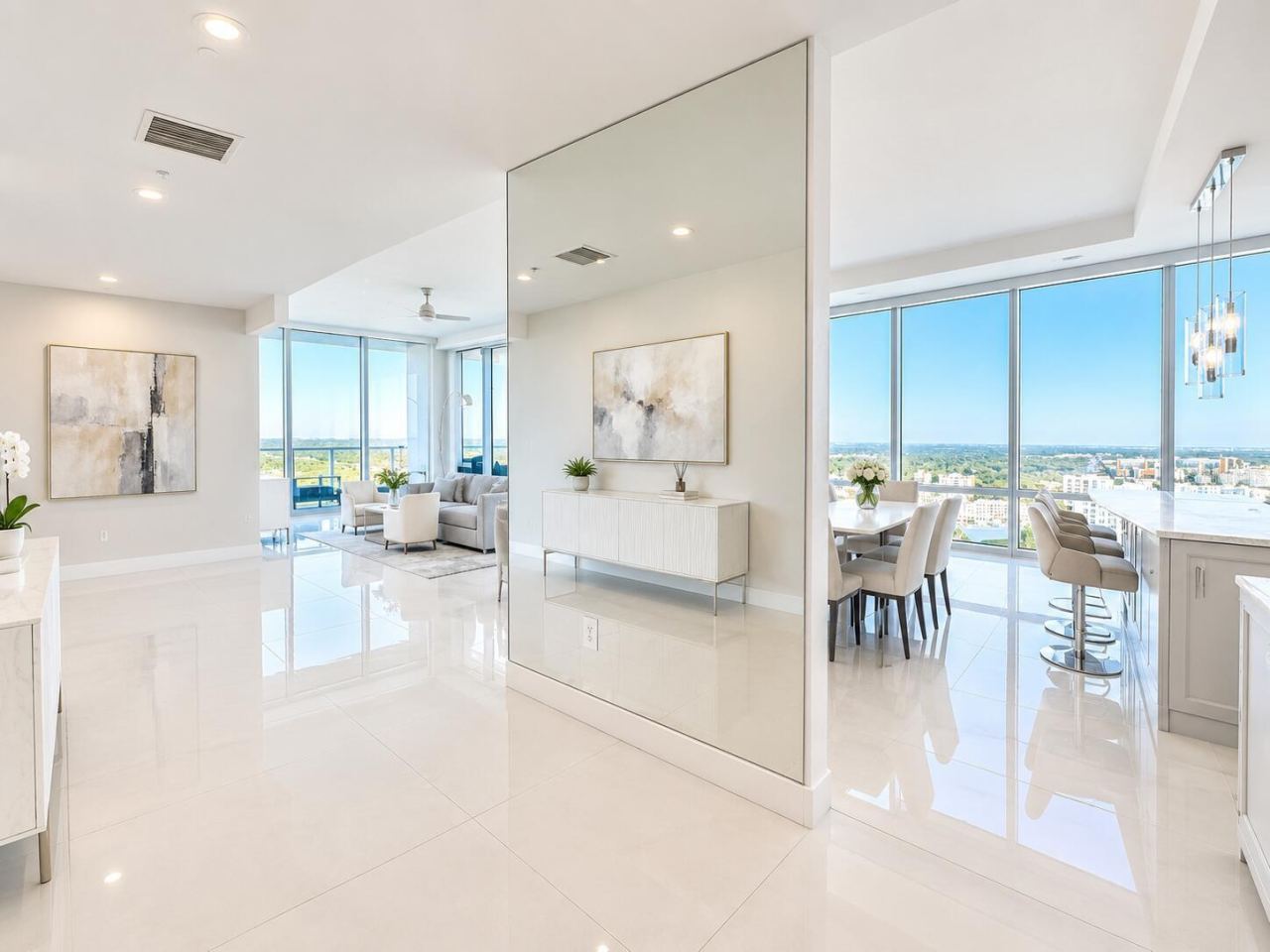 Photo 4 of 150 E Robinson St #29b, Orlando, FL 32801