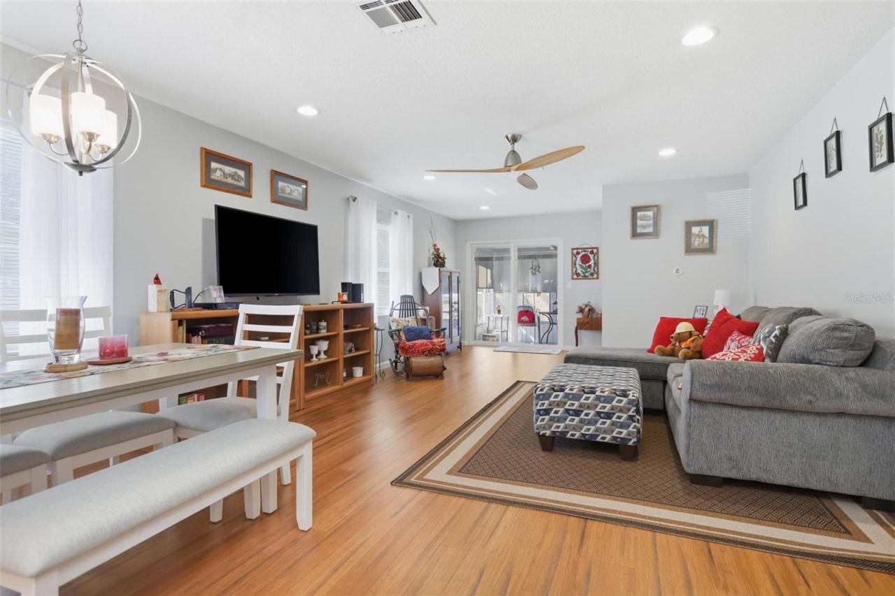 Photo 4 of 46 Villa Villar Ct #460, Deland, FL 32724