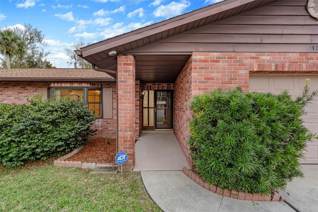 Photo 4 of 109 Nathan Hale Ct, Daytona Beach, FL 32119