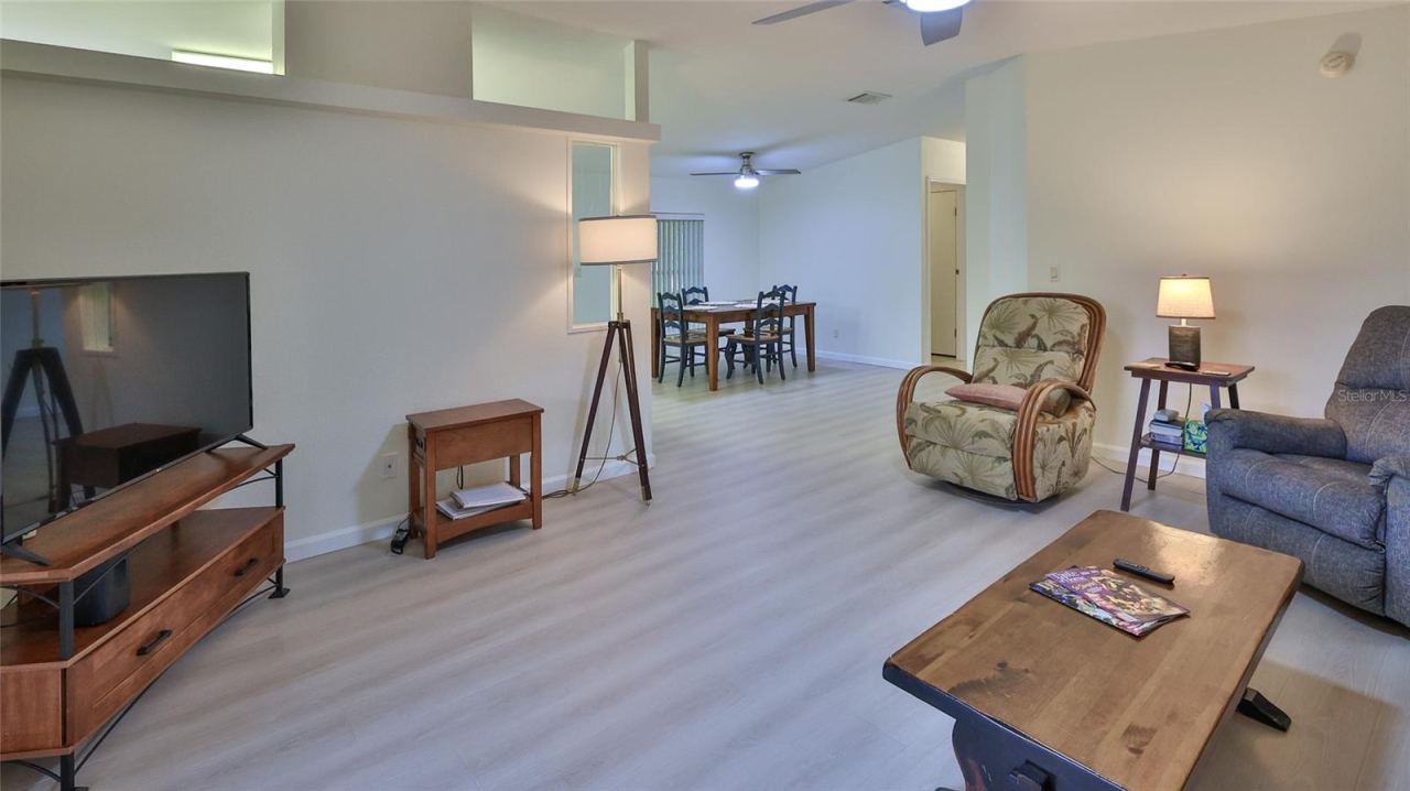 Photo 5 of 308 Oyster Reef Ct, Oak Hill, FL 32759