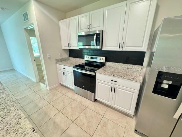 Photo 4 of 505 Lady Irelyn Ct, Deland, FL 32724