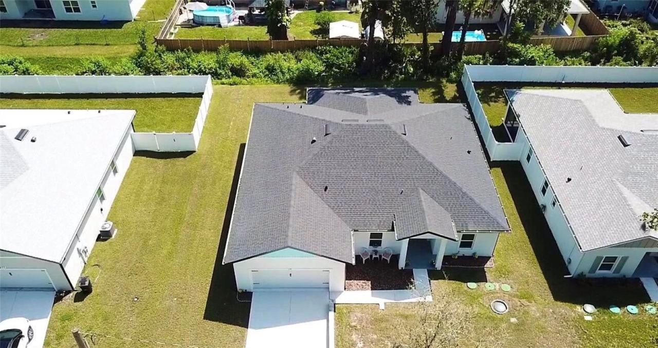 Photo 3 of 397 Palm Dr, New Smyrna Beach, FL 32168