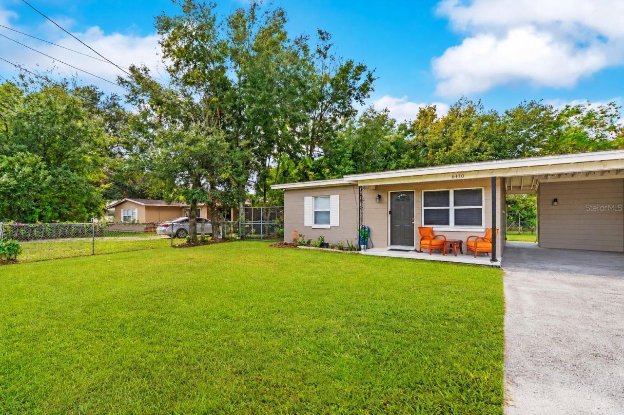 Photo 2 of 6410 Calypso Dr, Orlando, FL 32809