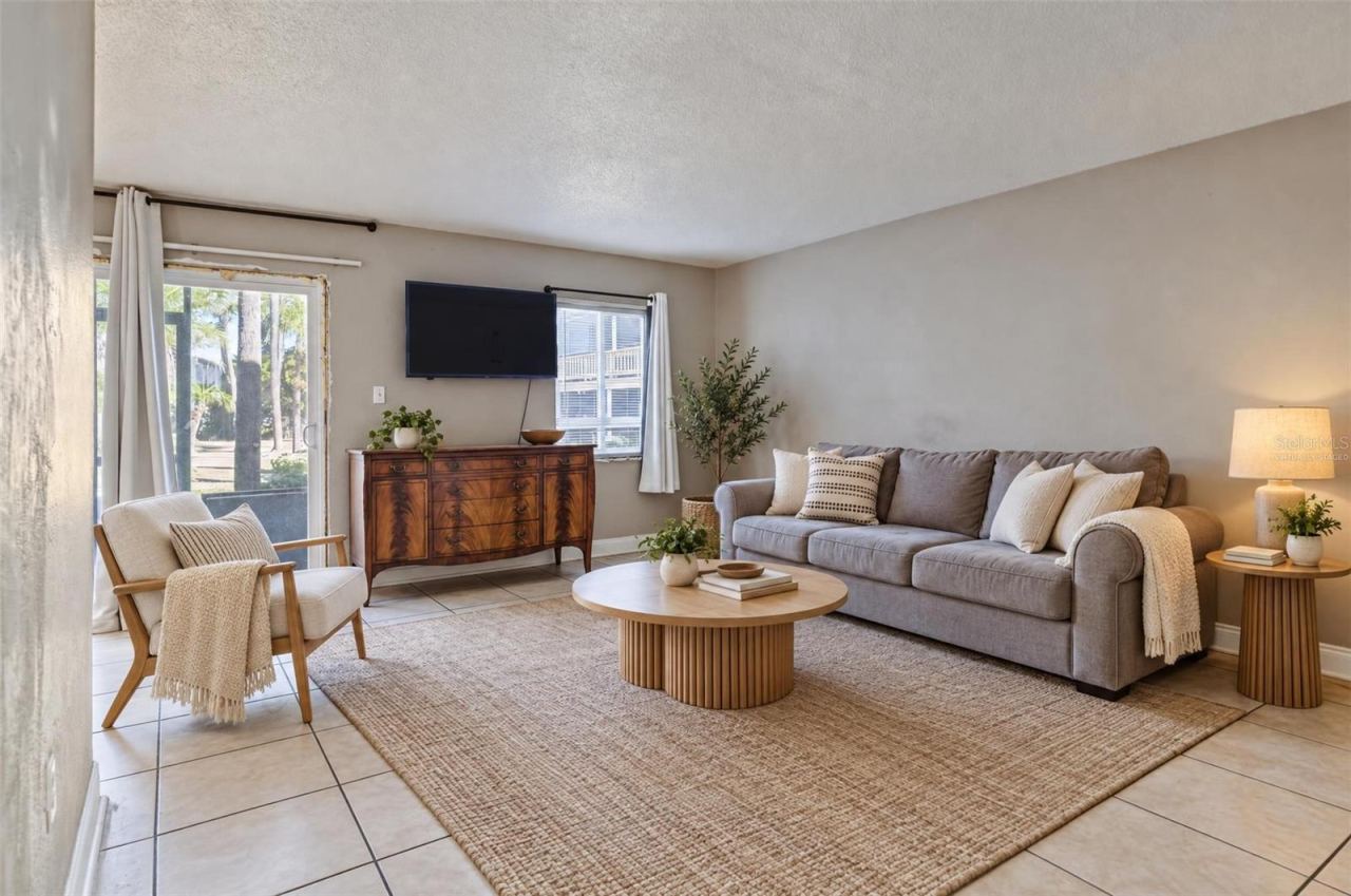 Photo 4 of 4709 S Texas Ave #4709b, Orlando, FL 32839