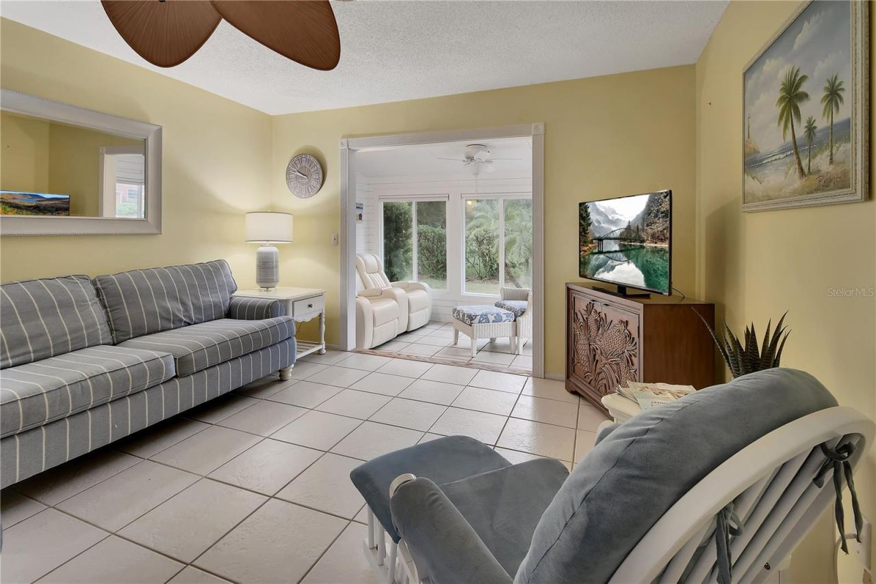 Photo 4 of 7 Fairway Ct #7, Deland, FL 32724