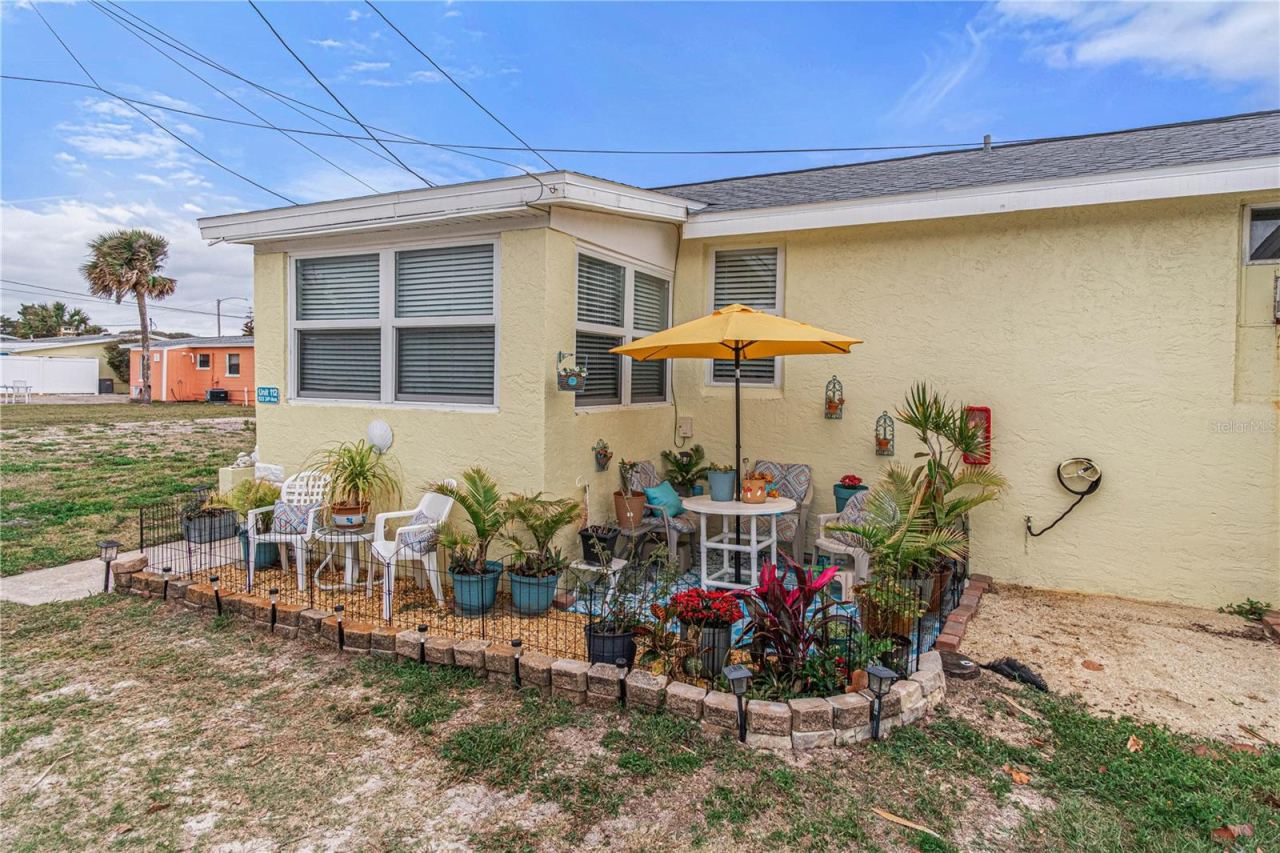 Photo 4 of 833 E 24th Ave #112, New Smyrna Beach, FL 32169