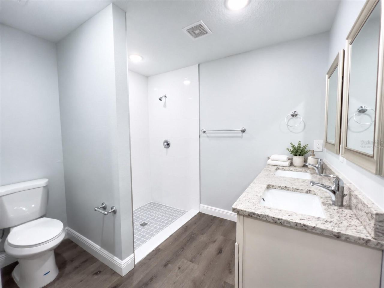 Photo 5 of 1850 Calle Alto Vis, Deland, FL 32724