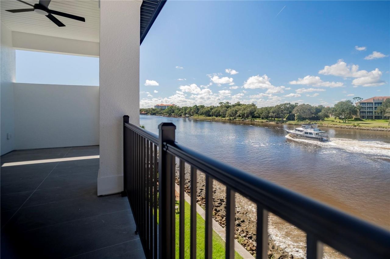 Photo 5 of 298 Yacht Harbor Dr, Palm Coast, FL 32137