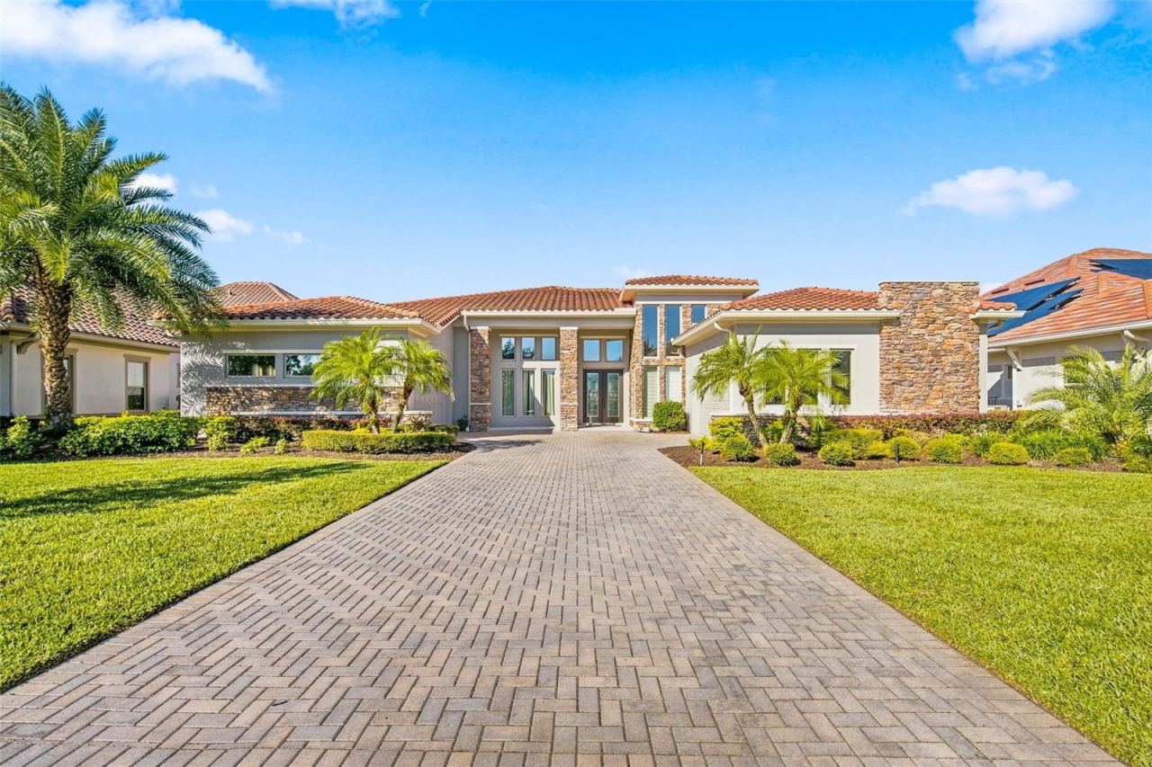 Photo 2 of 14656 Pylon Ct, Winter Garden, FL 34787
