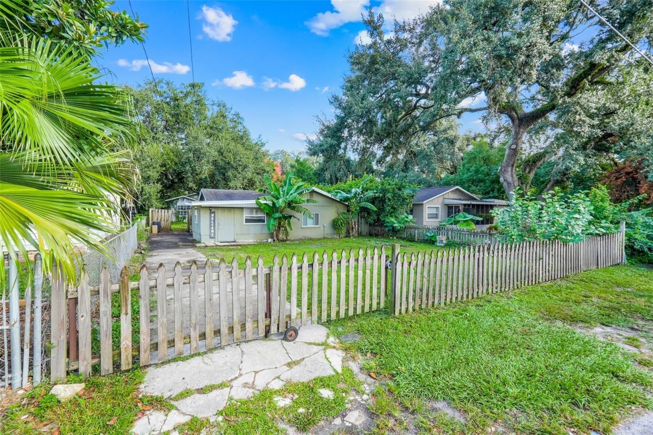 Photo 4 of 2015 Page Ave, Orlando, FL 32806