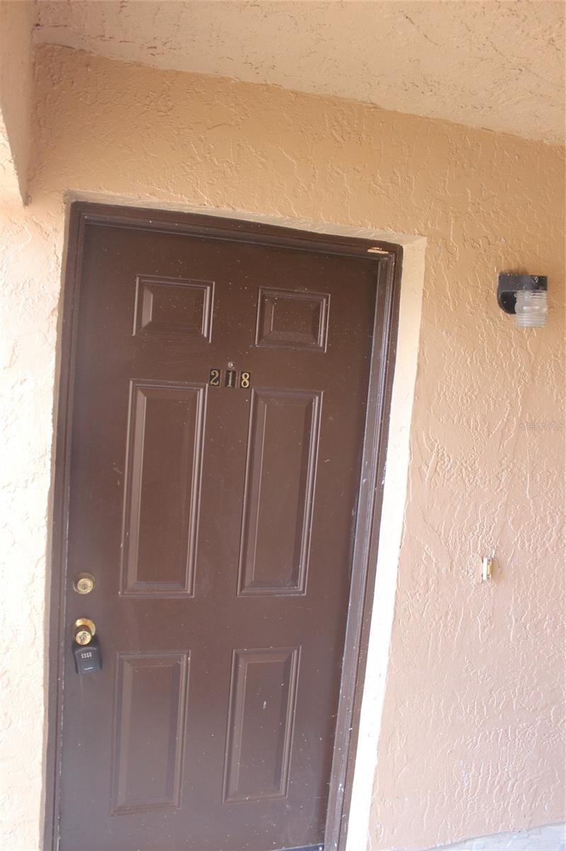 Photo 3 of 5231 Via Hacienda Cir #b218, Orlando, FL 32839