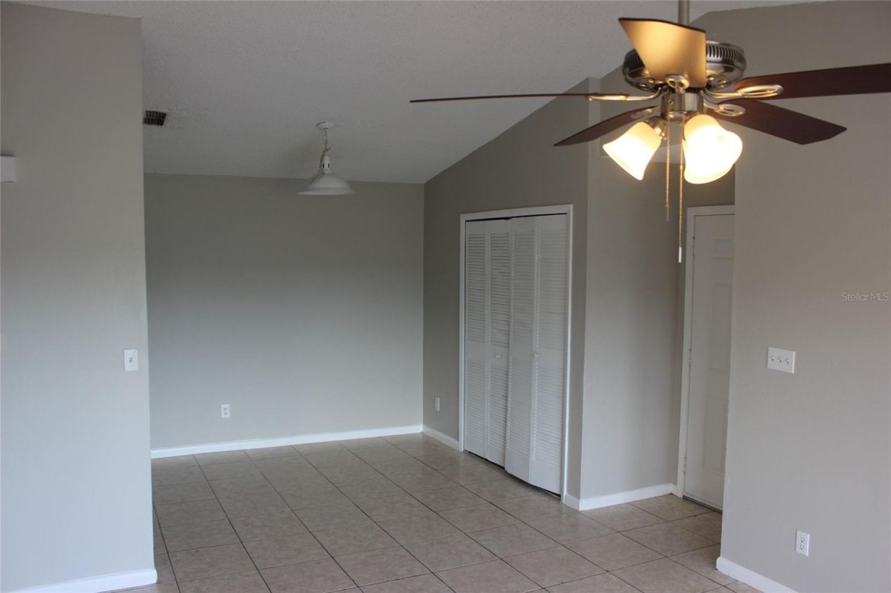 Photo 4 of 5231 Via Hacienda Cir #b218, Orlando, FL 32839
