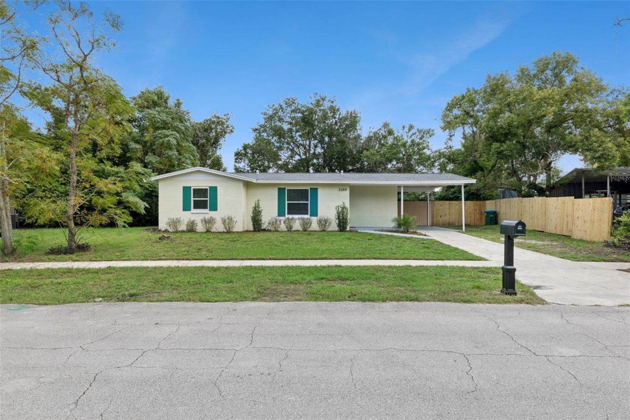 Photo 3 of 2489 Barbarossa Ave, Deltona, FL 32738