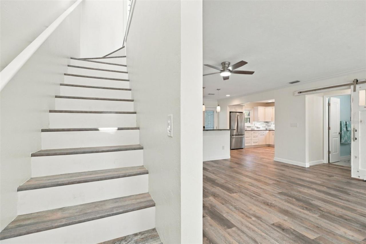 Photo 4 of 110 Surf St, New Smyrna Beach, FL 32169