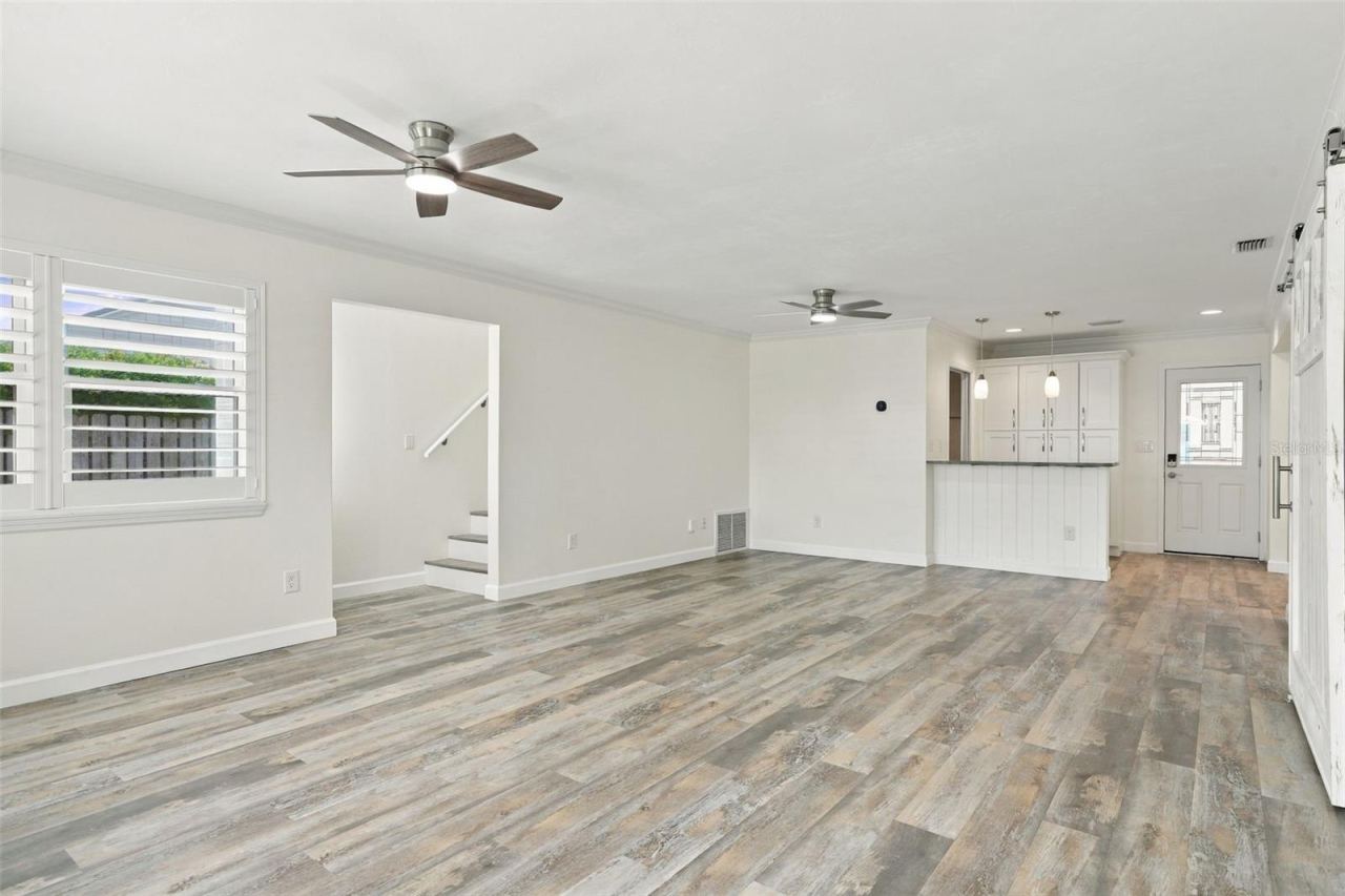 Photo 5 of 110 Surf St, New Smyrna Beach, FL 32169