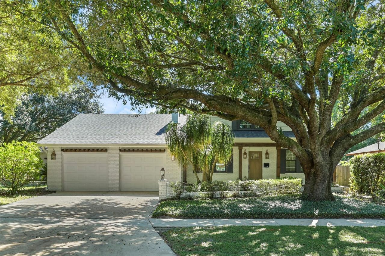 Photo 2 of 2330 Westminster Ct., Winter Park, FL 32789