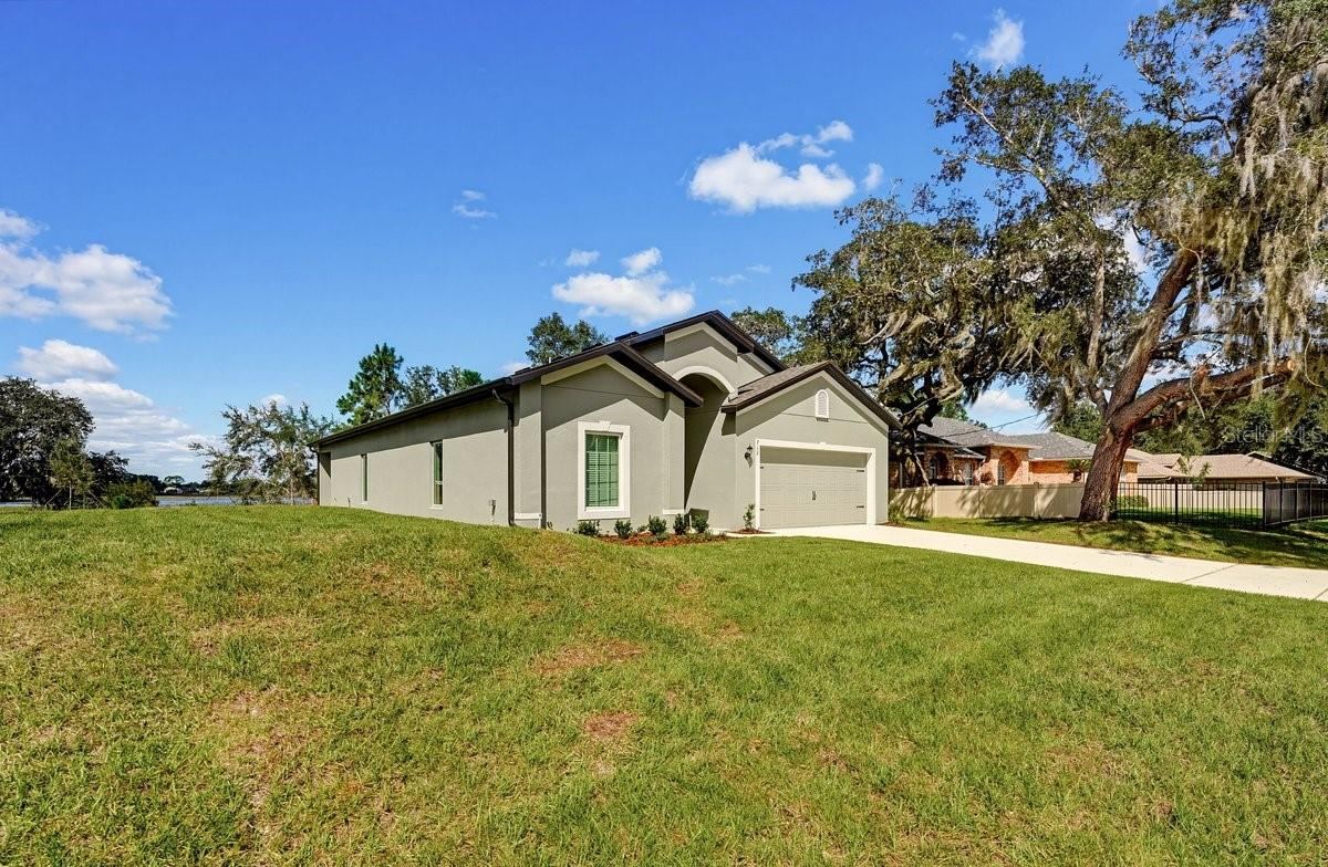 Photo 4 of 712 Alderwood Ave, Deltona, FL 32738