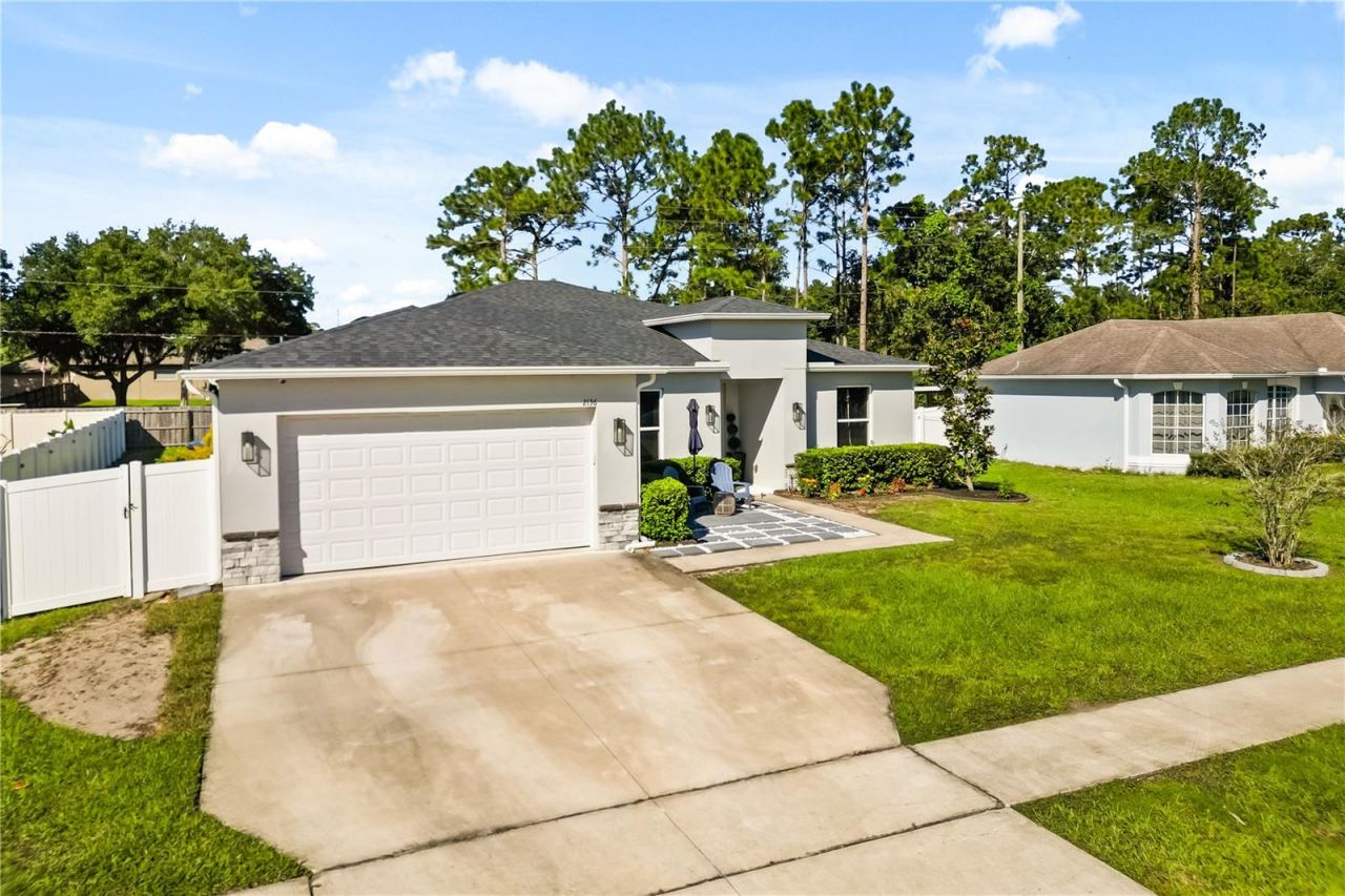 Photo 3 of 2136 Bancroft Blvd, Orlando, FL 32833