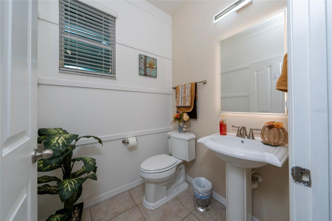 Photo 4 of 11919 Verrazano Dr, Orlando, FL 32836