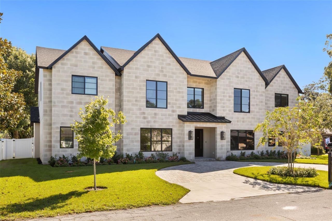 Photo 4 of 1879 Oak Ln, Orlando, FL 32803