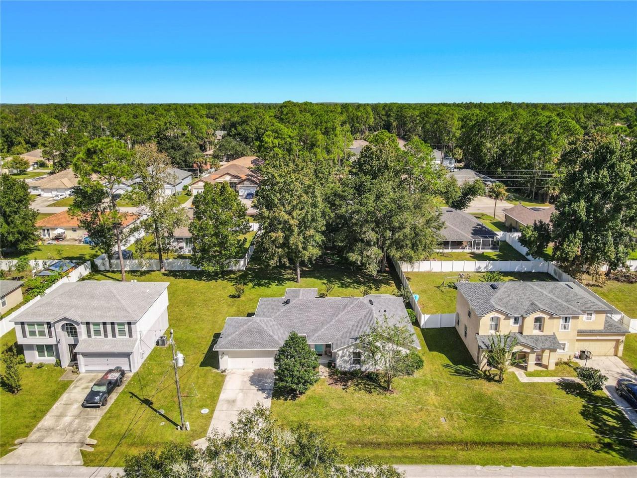 Photo 3 of 19 Poppy Ln, Palm Coast, FL 32164