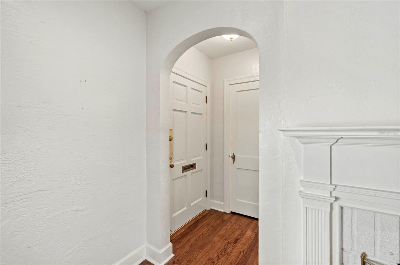 Photo 4 of 1401 Pelham Rd, Winter Park, FL 32789