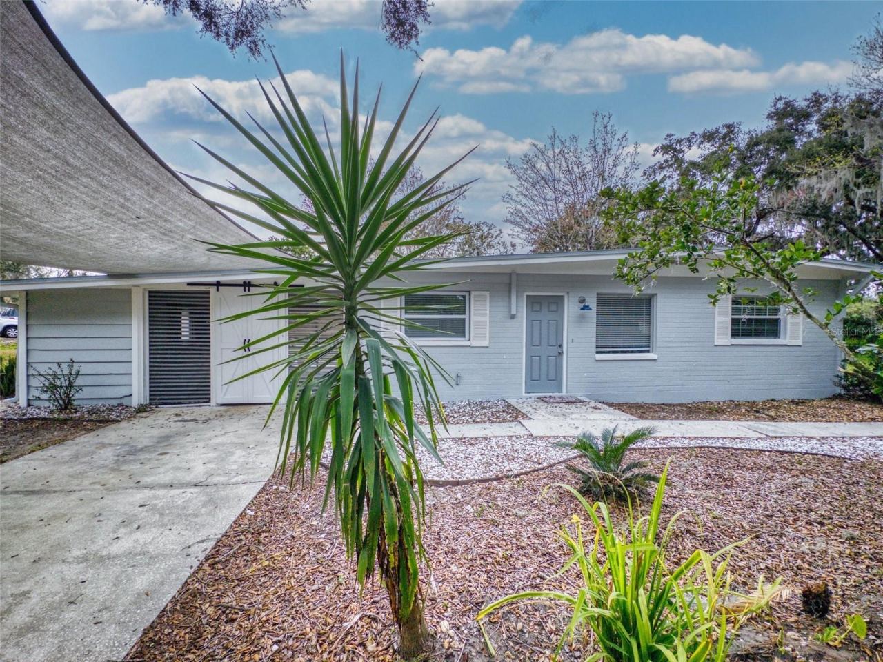 Photo 3 of 104 Fran Dr, New Smyrna Beach, FL 32168