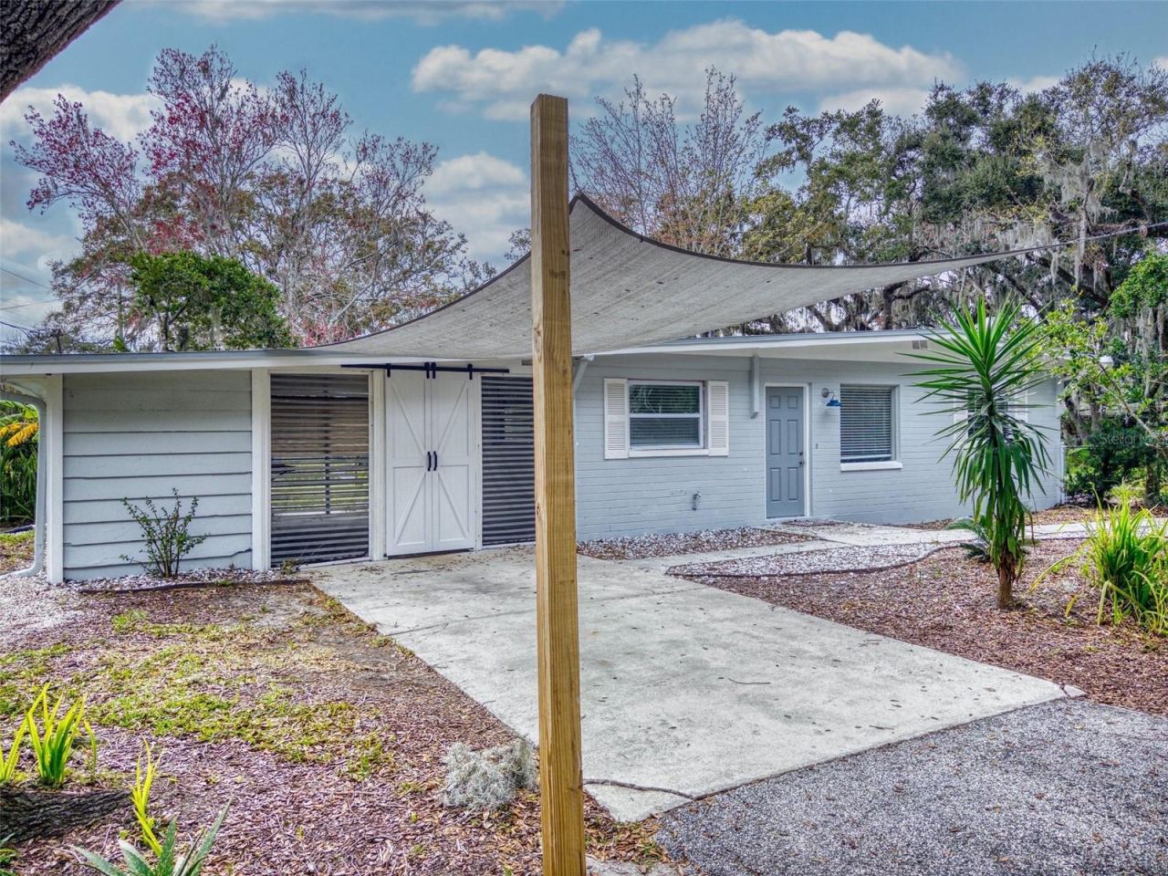 Photo 4 of 104 Fran Dr, New Smyrna Beach, FL 32168