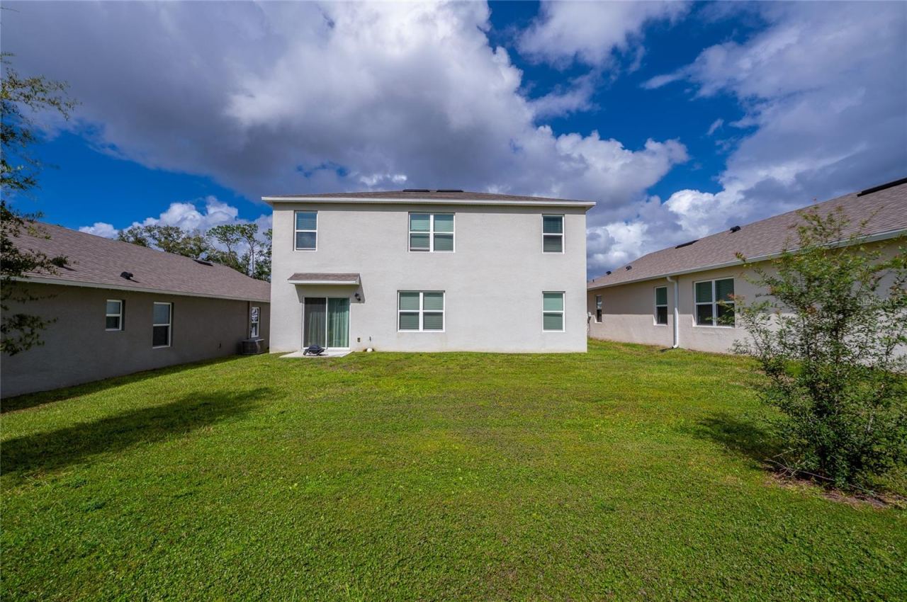 Photo 5 of 515 Baroness Way, Deland, FL 32724