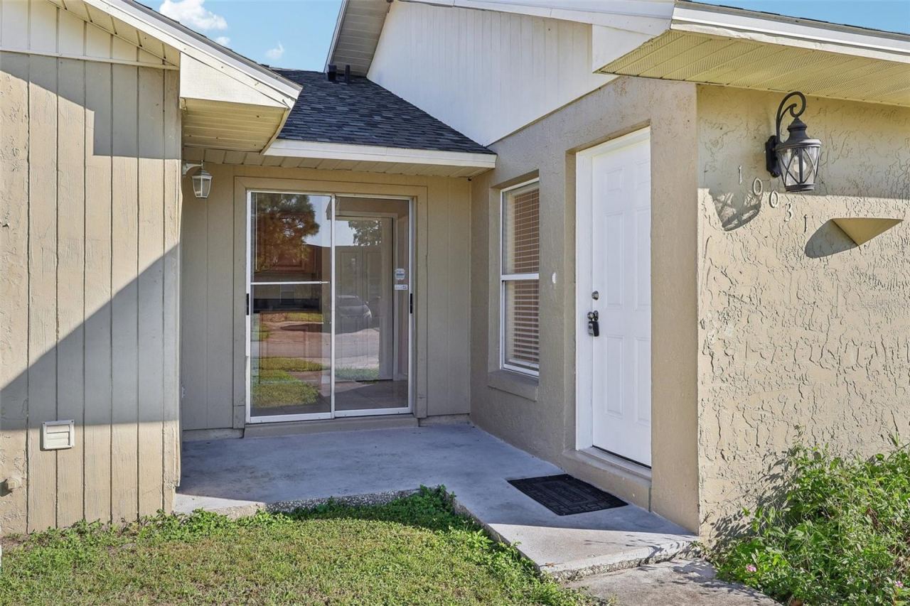 Photo 2 of 10031 Portale Ave, Orlando, FL 32825
