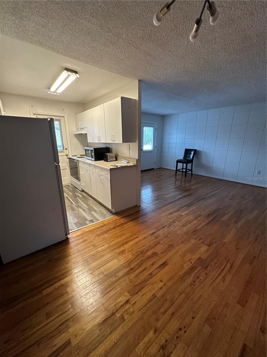 Photo 5 of 320 Lakeview St #208, Orlando, FL 32804