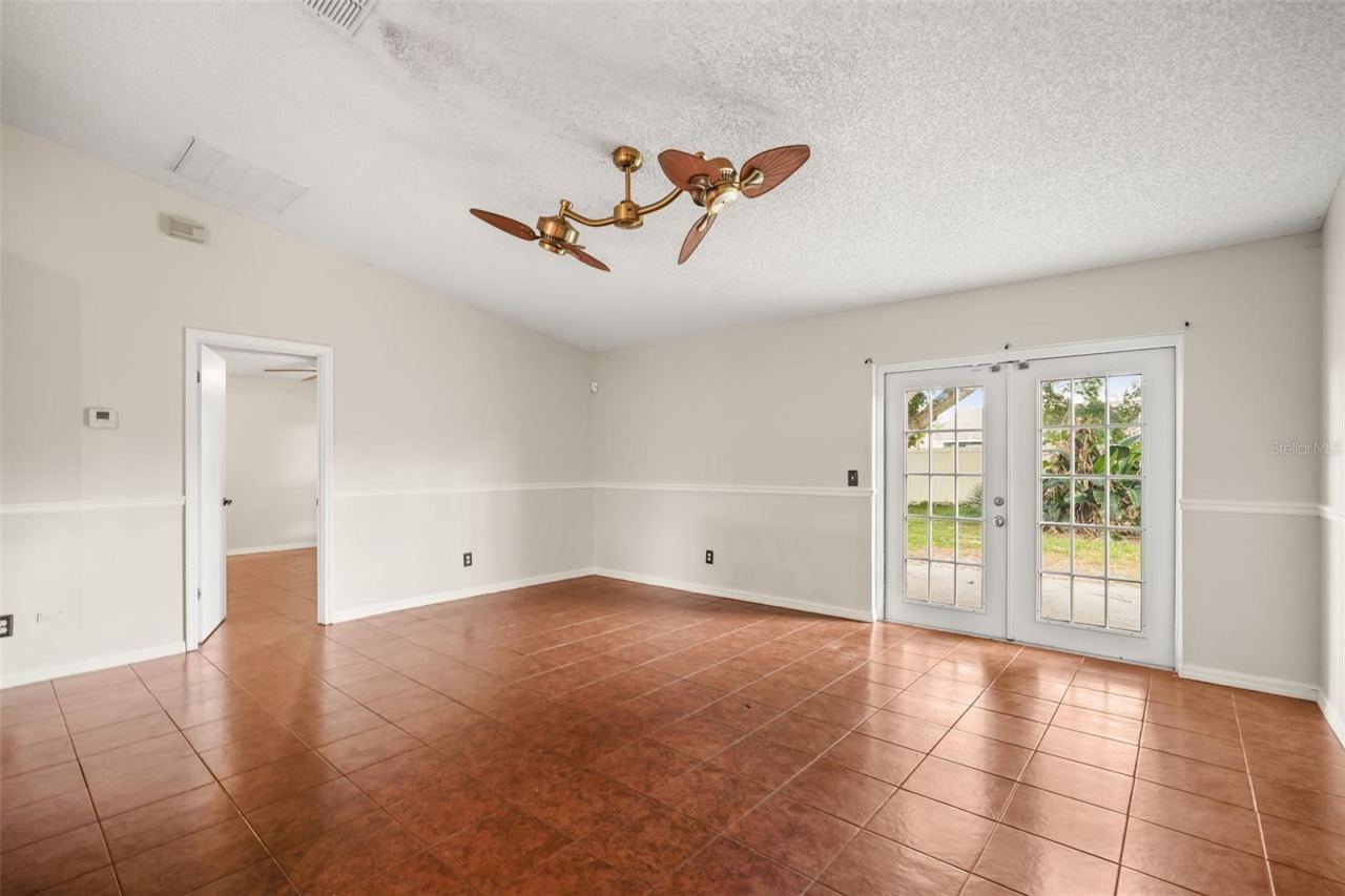 Photo 5 of 2728 Corrigan Dr, Deltona, FL 32738
