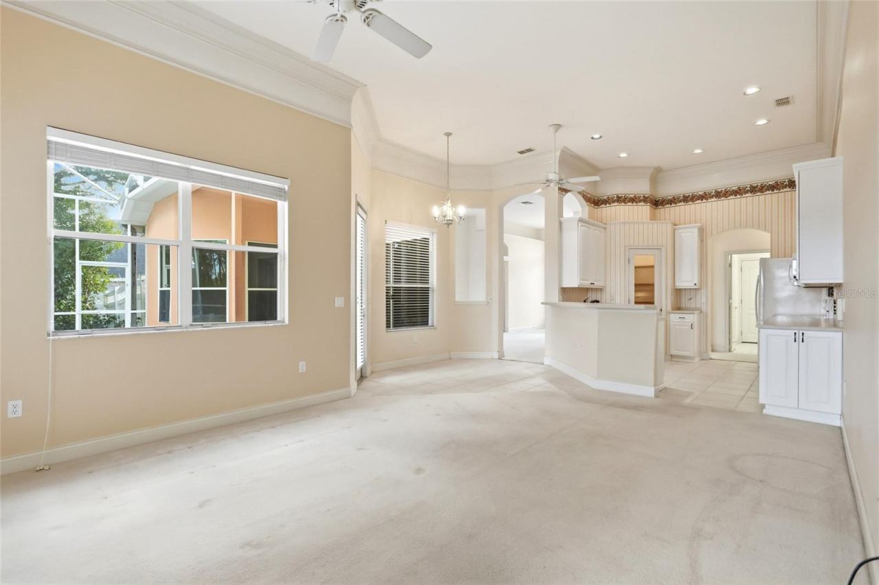 Photo 4 of 226 Alexandra Woods Dr, Debary, FL 32713