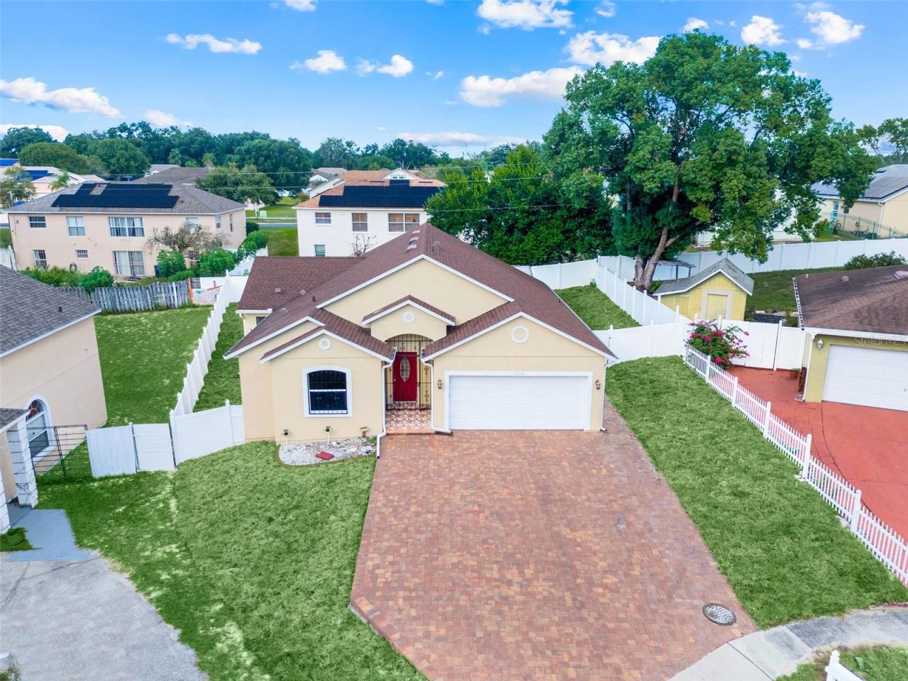 Photo 4 of 1650 Lamplighter Way, Orlando, FL 32818