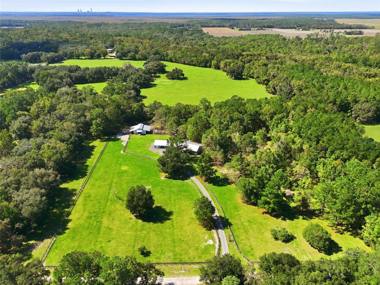 Photo 4 of 5901 Solana St, Elkton, FL 32033