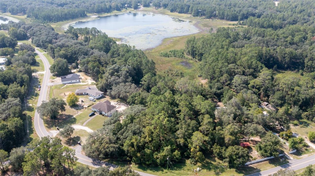 Photo 5 of 101 Ashley Lake Dr, Melrose, FL 32666