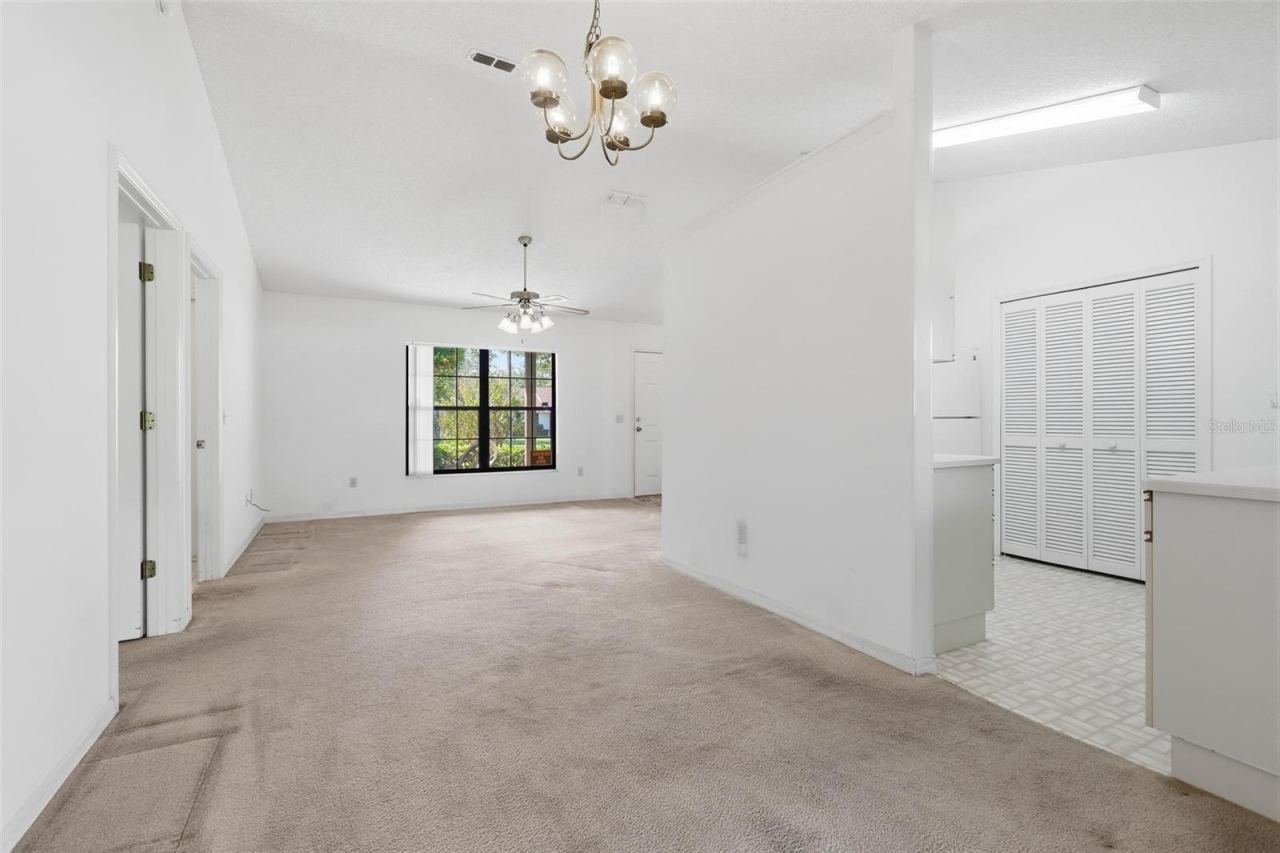 Photo 5 of 1381 Heather Glen Dr, Deland, FL 32724
