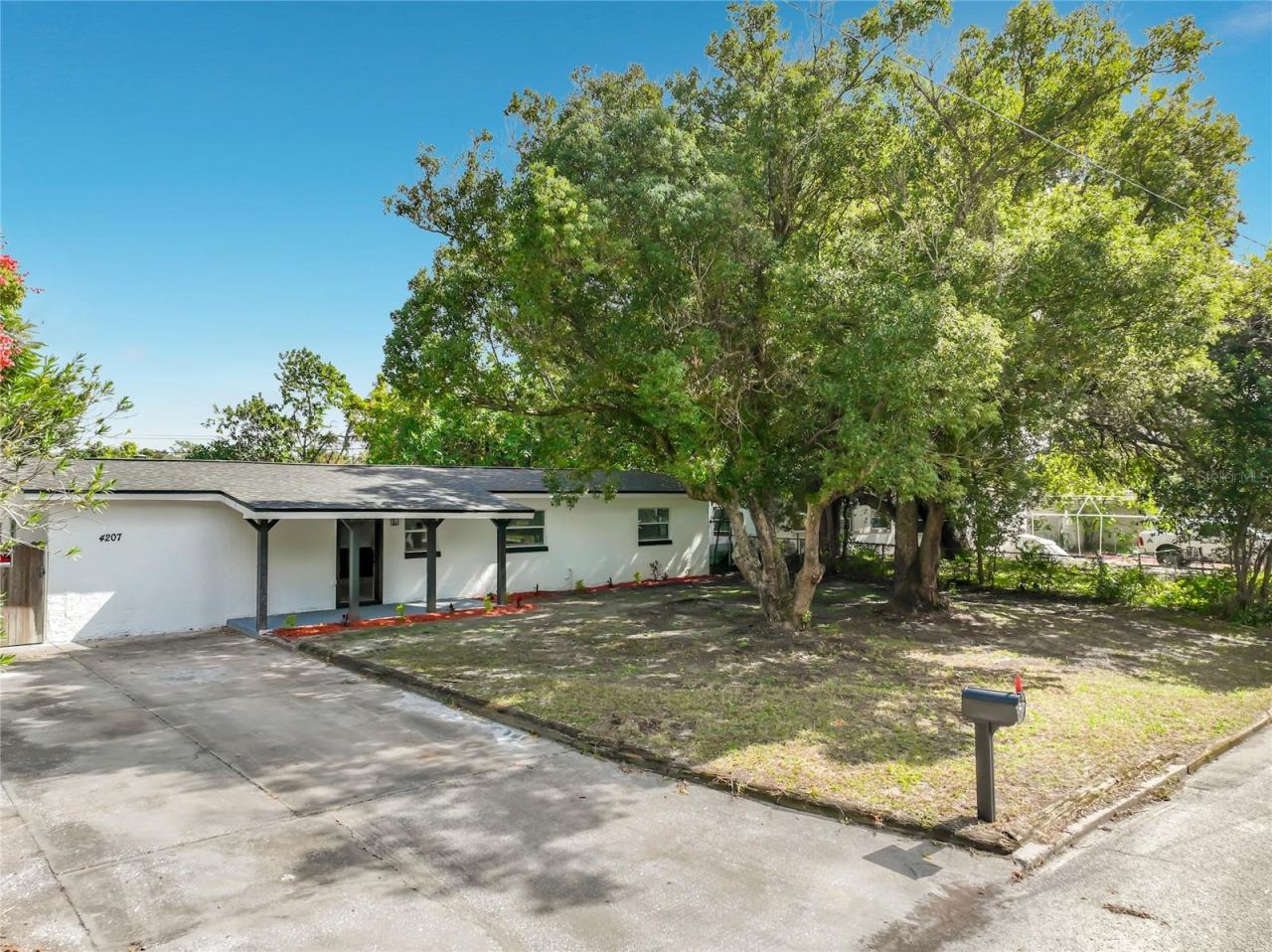 Photo 5 of 4207 Seybold Ave, Orlando, FL 32808