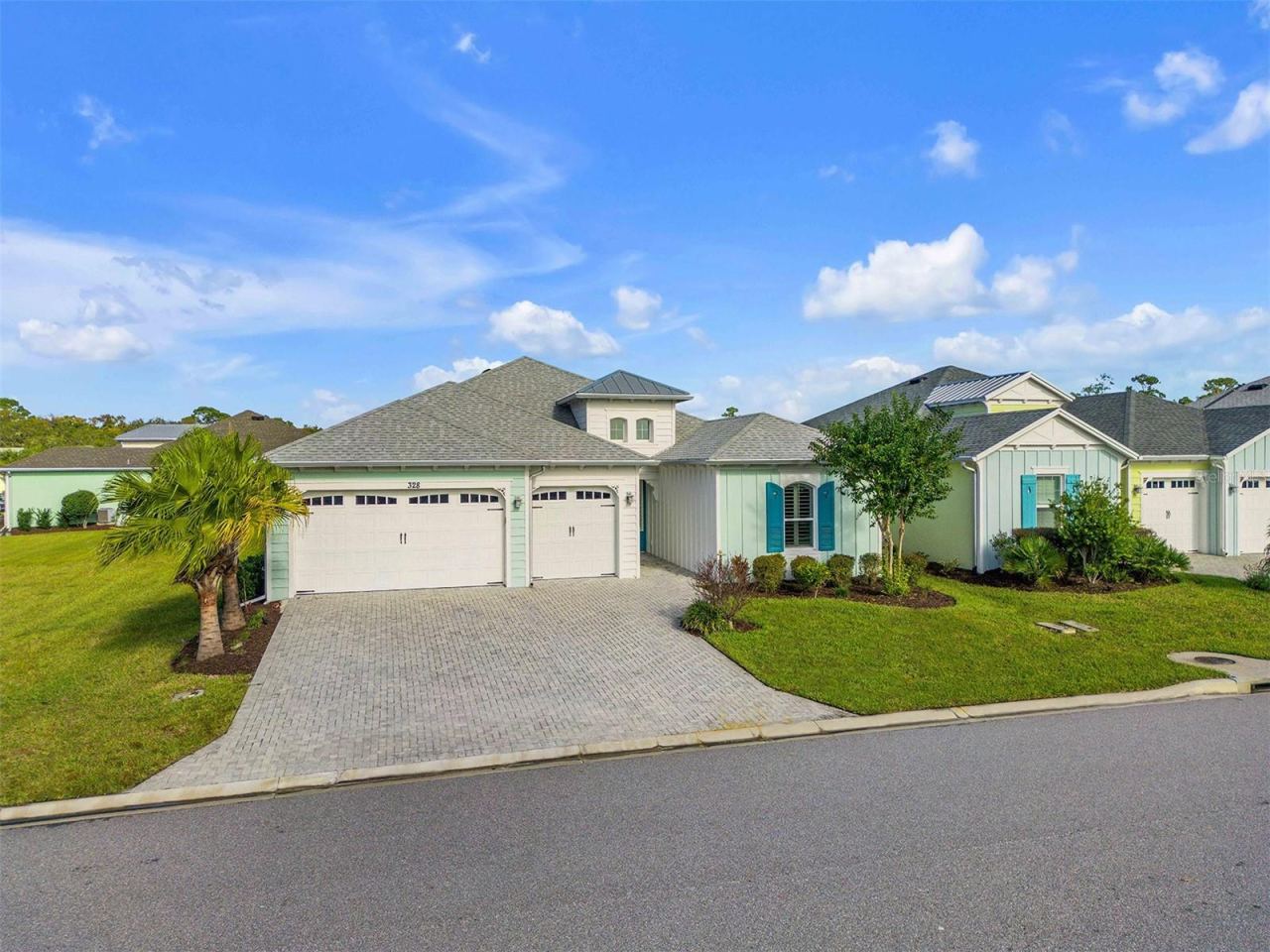 Photo 3 of 328 Cheeseburger Dr, Daytona Beach, FL 32124