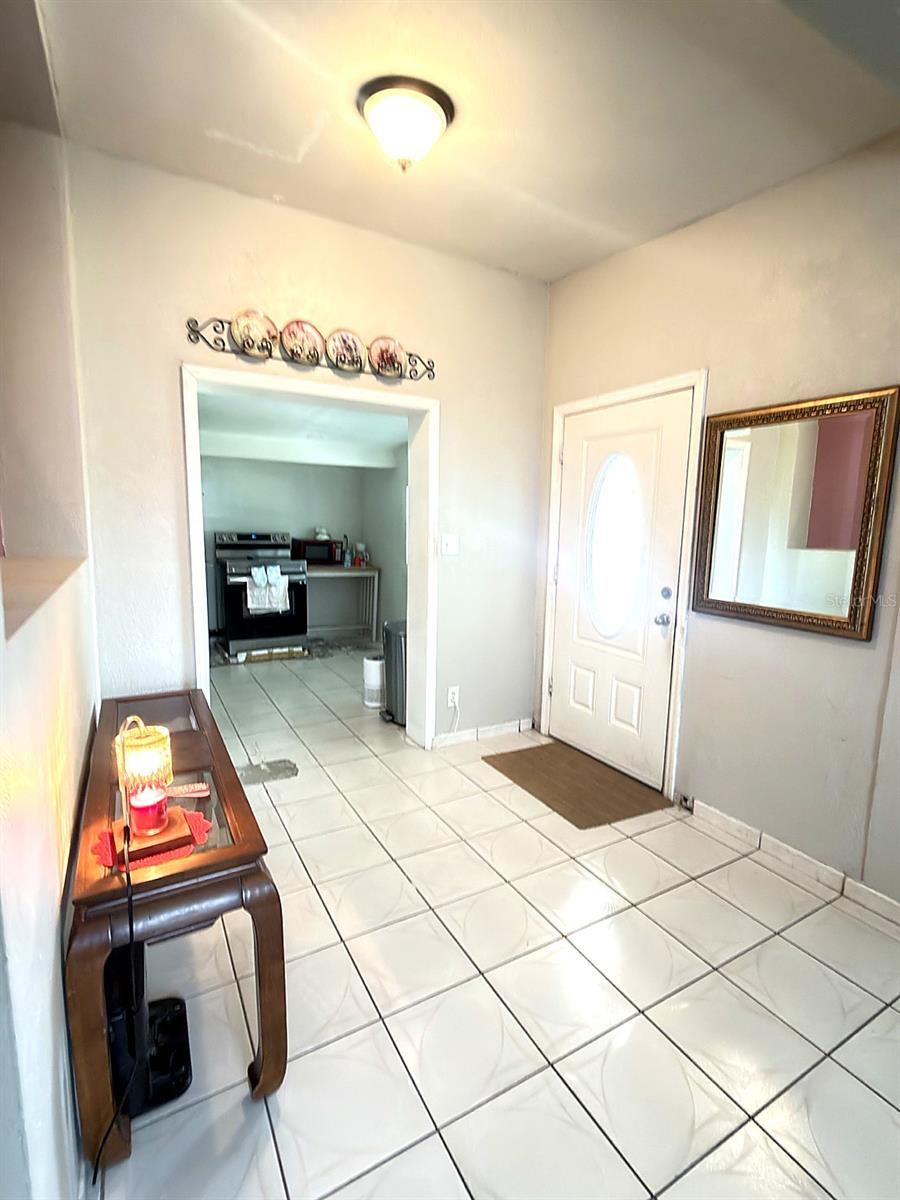 Photo 2 of 2234 Rutlege Ave, Orlando, FL 32817