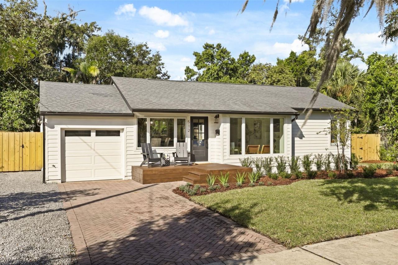 Photo 2 of 512 Mayfair Cir, Orlando, FL 32803