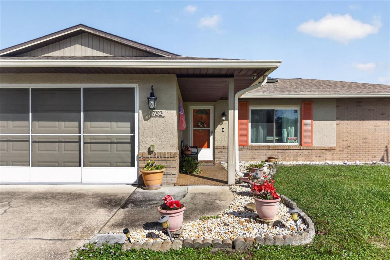 Photo 4 of 782 Armadillo Dr, Deltona, FL 32725