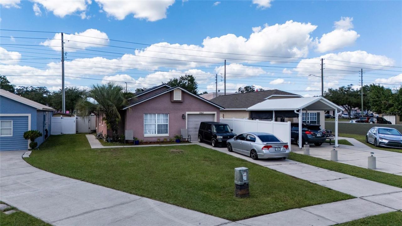 Photo 4 of 2062 Tropic Bay Ct, Orlando, FL 32807