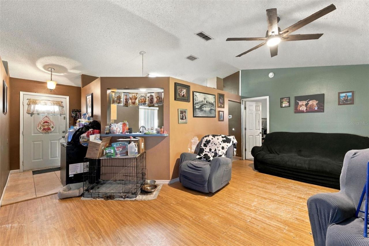 Photo 5 of 451 E French Ave, Orange City, FL 32763