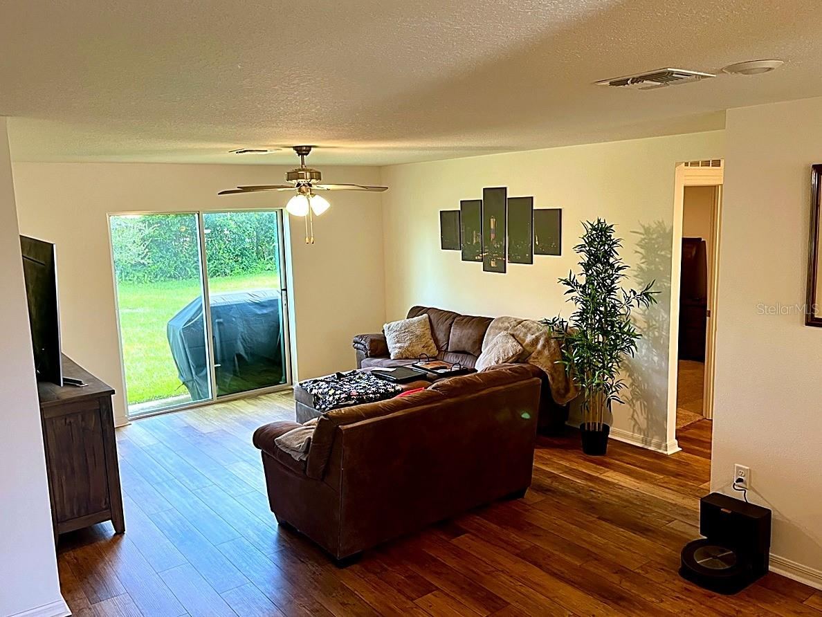 Photo 5 of 2531 Lake Helen Osteen Rd, Deltona, FL 32738