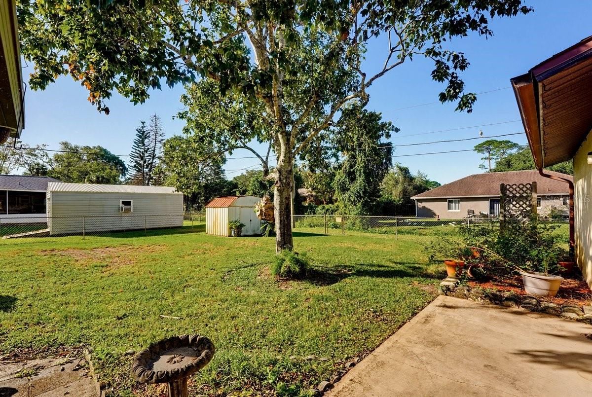 Photo 5 of 2226 Vista Palm Dr, Edgewater, FL 32141