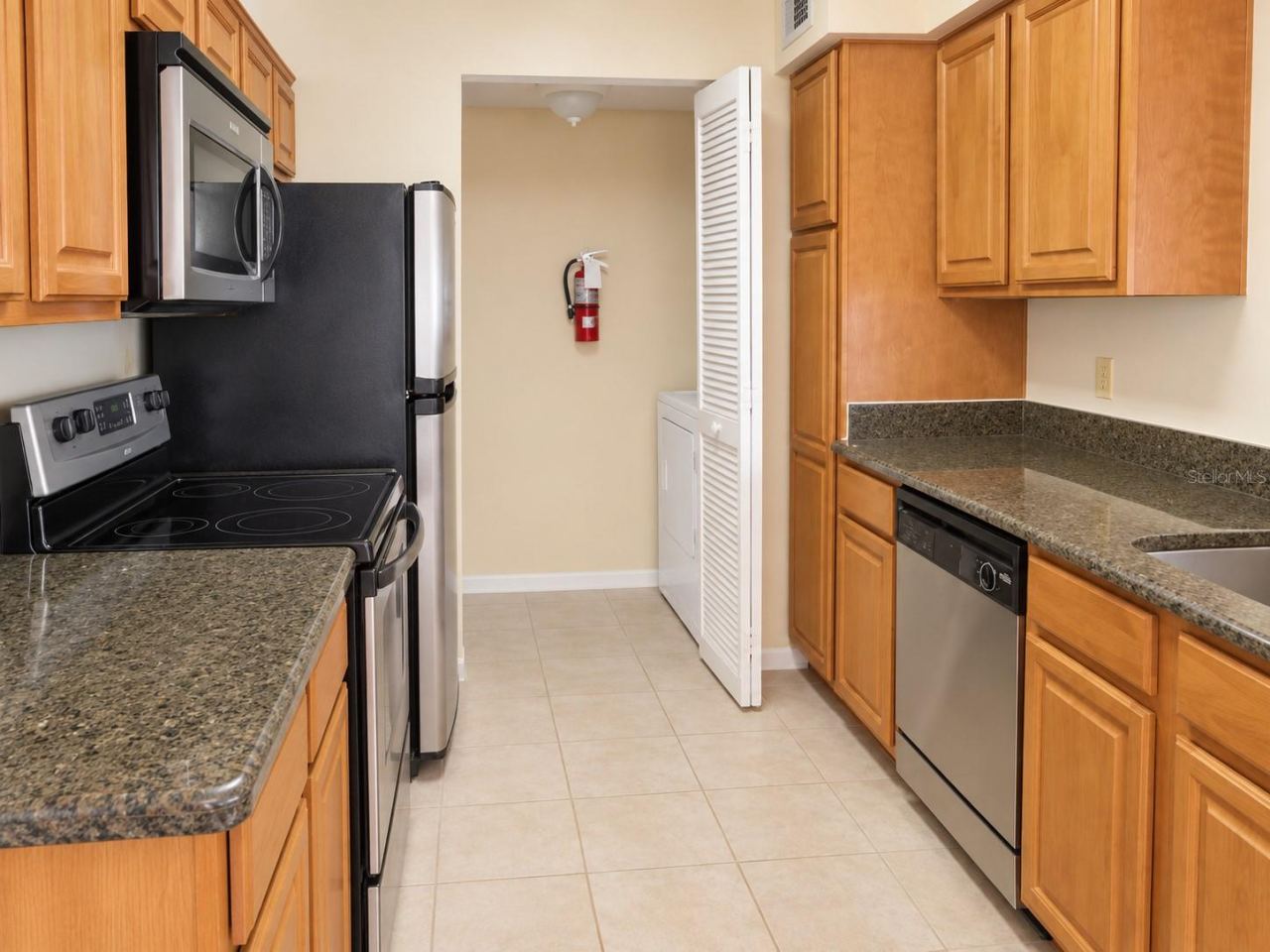 Photo 4 of 1021 S Hiawassee Rd #3927, Orlando, FL 32835
