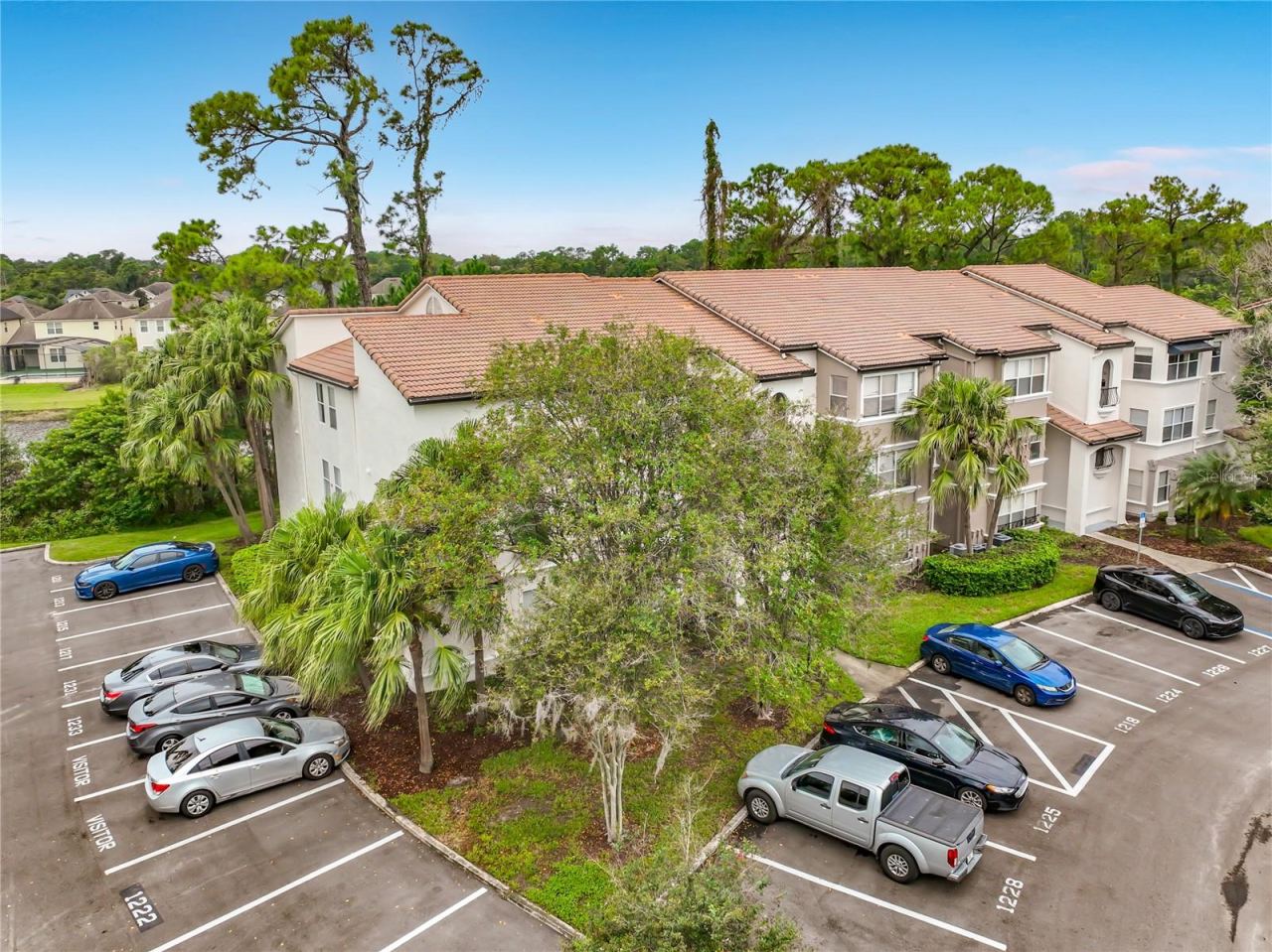 Photo 3 of 5148 Conroy Rd #34, Orlando, FL 32811